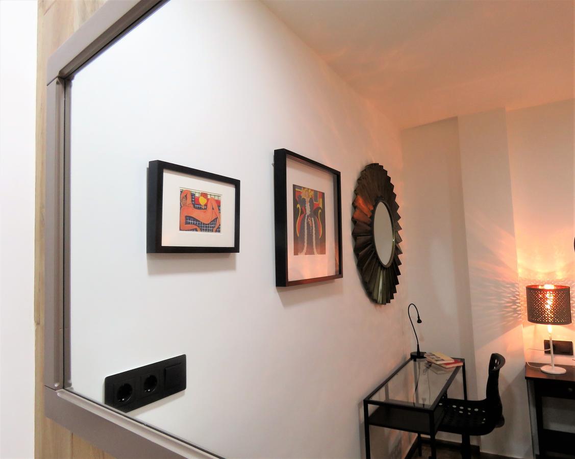 Living Sevilla Apartments Hercules Sevilha Exterior foto