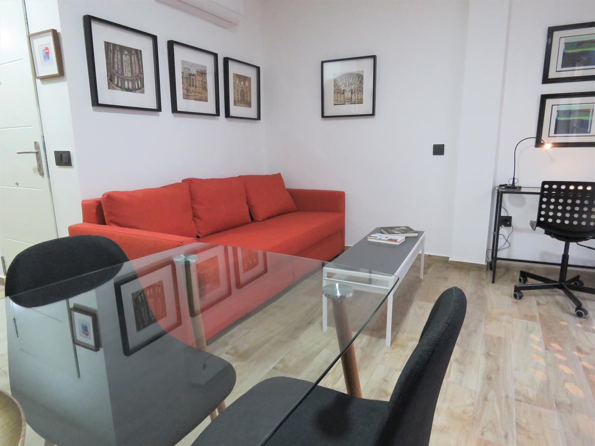 Living Sevilla Apartments Hercules Sevilha Exterior foto